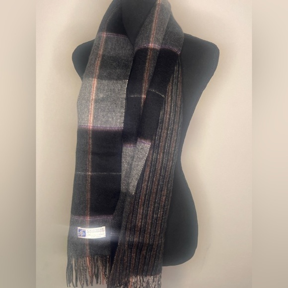 Cashmere Refined Gray and Purple Luxurious Wide/Long Scarf - Picture 1 of 13